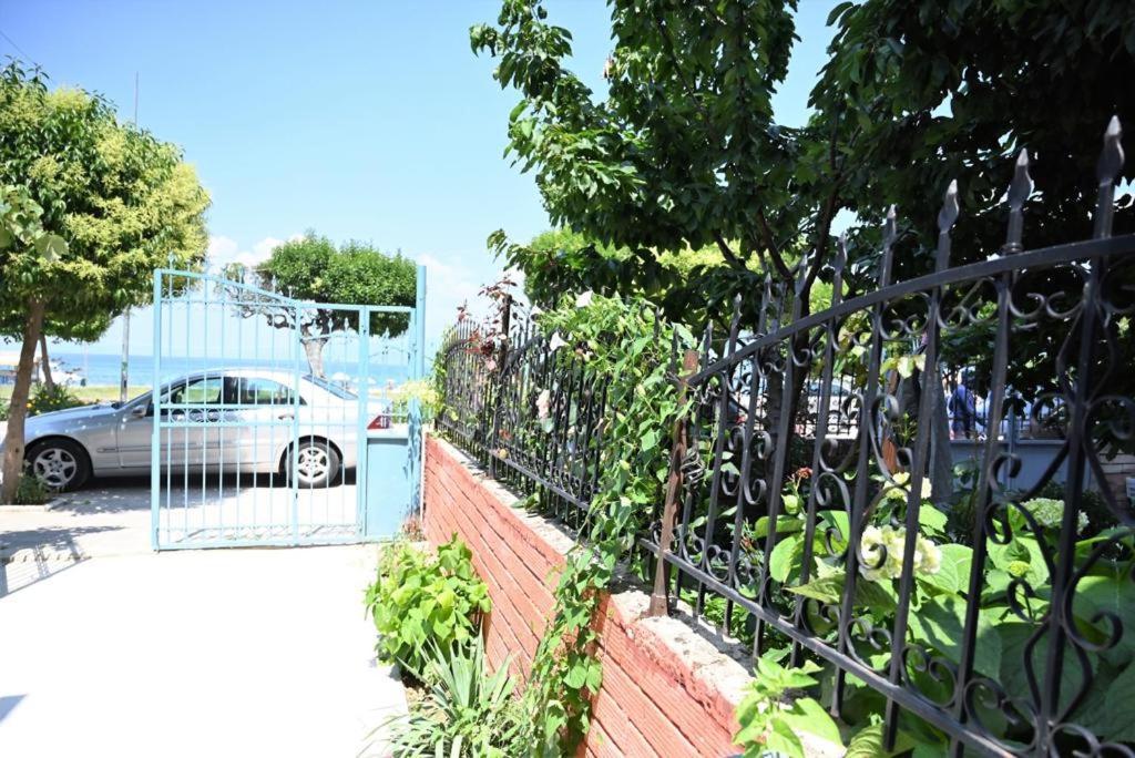 B & B Pogradec Buitenkant foto