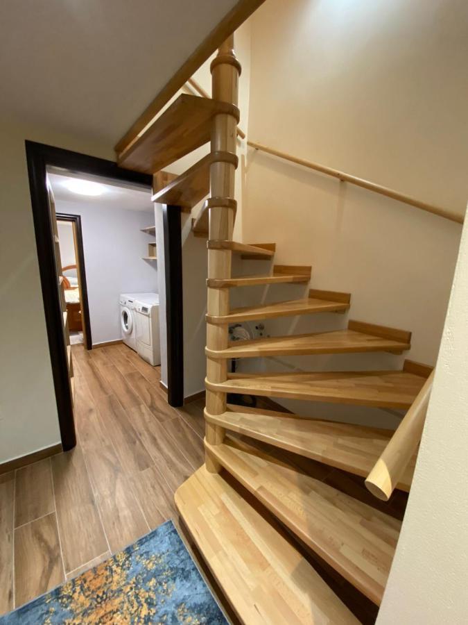 B & B Pogradec Buitenkant foto