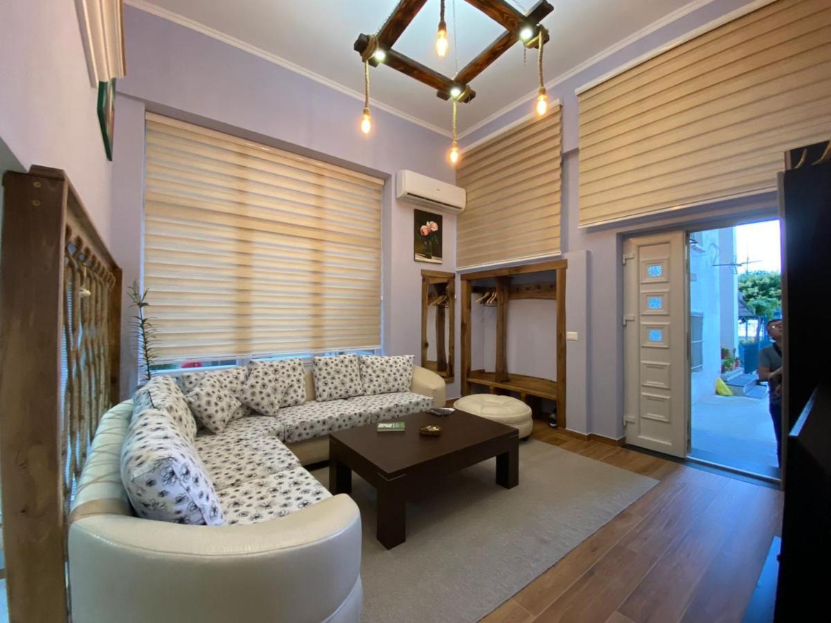 B & B Pogradec Buitenkant foto