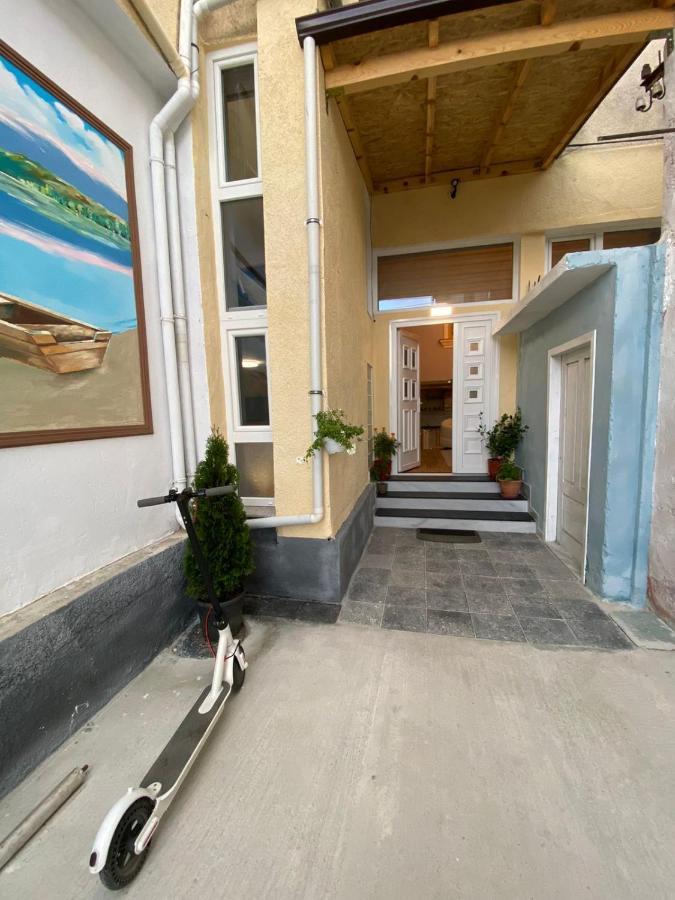 B & B Pogradec Buitenkant foto