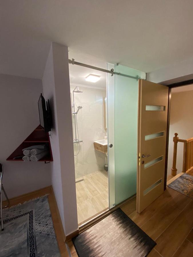 B & B Pogradec Buitenkant foto