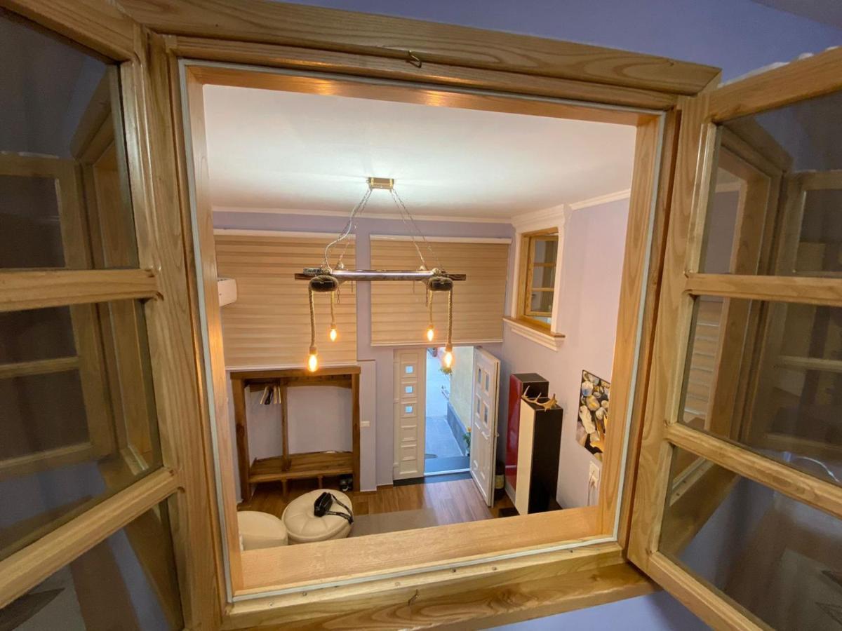B & B Pogradec Buitenkant foto